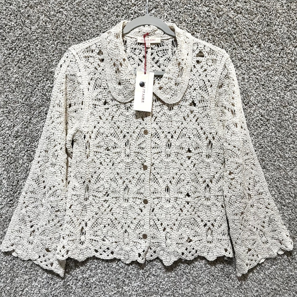 Solitaire Top Women's Small Cream Crocker Peter Pan Collar Button Up NWT